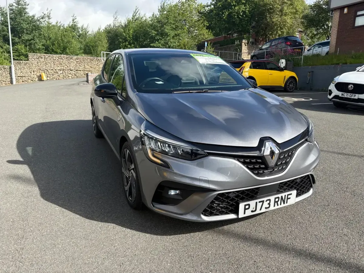 Used Renault Clio RS Line 90 HP (66 kW) 2022 Hatchback