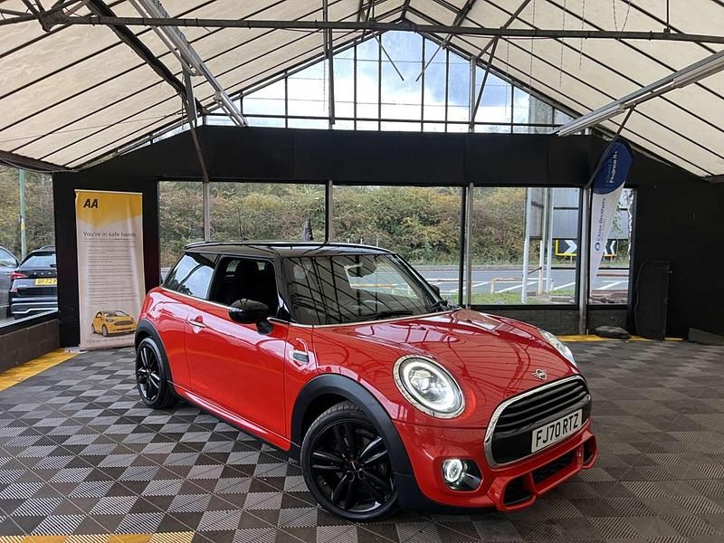 Orange Used 2020 Mini Cooper Hatch Hatchback | £12,400 (Fair price) - Image 1/3