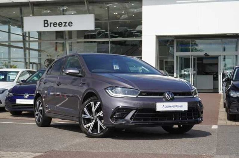 Used 2023 VW Polo R-line | £17,440 (Fair price) - Image 1/4