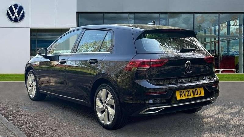 Second-hand VW Golf VII Style 2021 Negru Hatchback