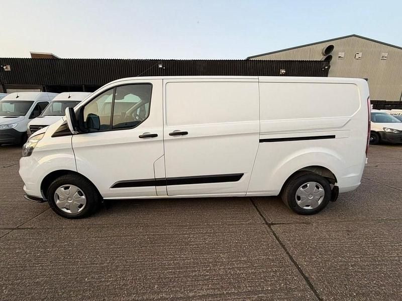 Used Ford Transit Custom Trend 105 HP (77 kW) 2021 White Van