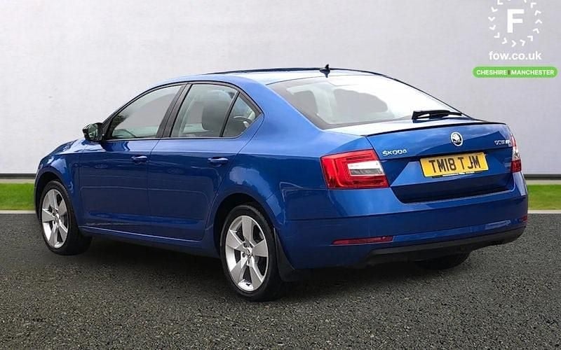 Usado Skoda Octavia SE Drive 150 CV (110 kW) 2020 Azul Utilitario