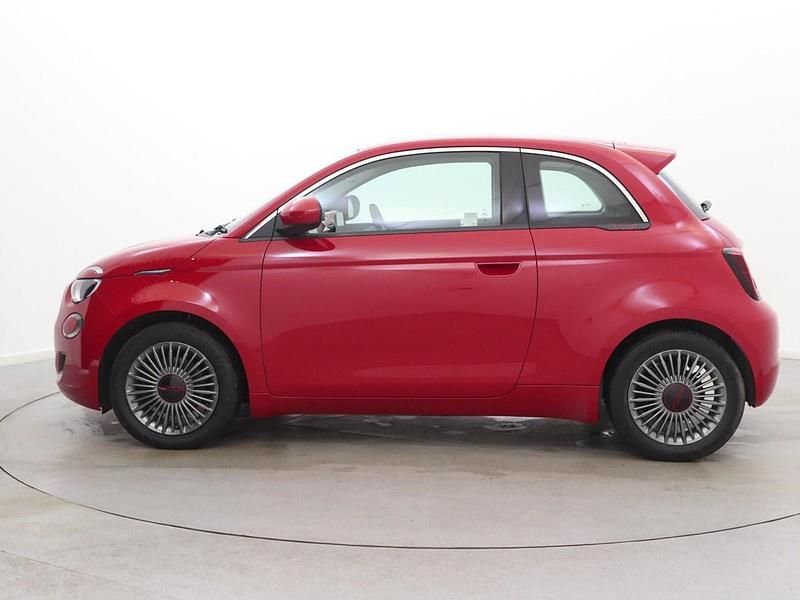 Usado Fiat 500e Red 86 kW (118 HP) 2022 Vermelho Citadino