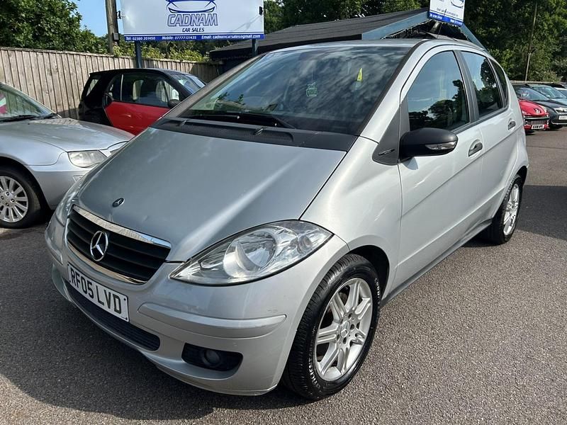Silver Used 2005 Mercedes A170 Classic Hatchback | £2,495 (Fair price) - Image 1/4