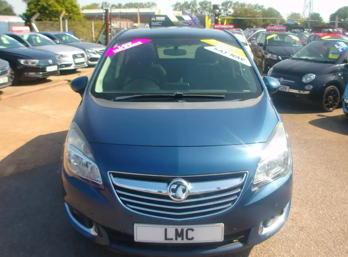 Used Vauxhall Meriva 100 HP (73 kW) 2015 Blue MPV