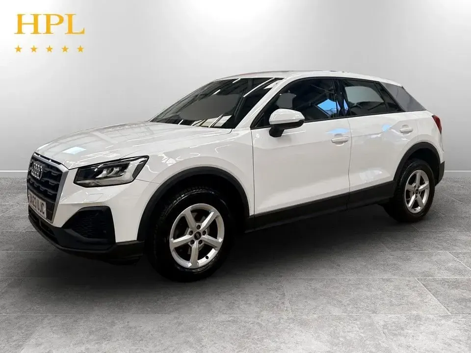 Begagnad Audi Q2 Business 150 HK (110 kW) 2023 Vit SUV