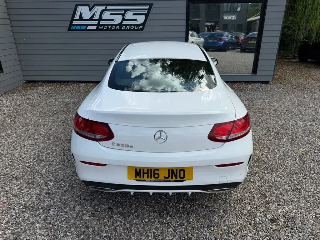 Used Mercedes C250 AMG line 2016 White Coupe