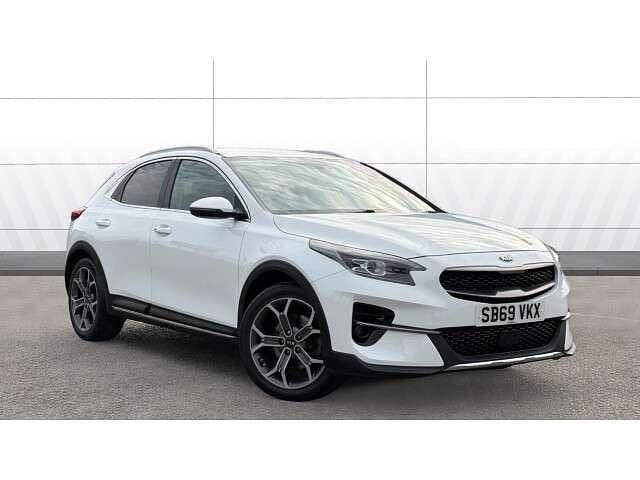 White Used 2020 Kia XCeed 3 SUV | £12,117 (Fair price) - Image 1/4