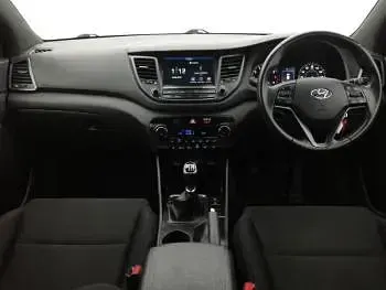Used Hyundai Tucson GO! 177 HP (130 kW) 2018 White SUV