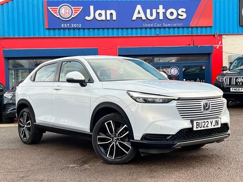 Used Honda HR-V Elegance 2022 White SUV