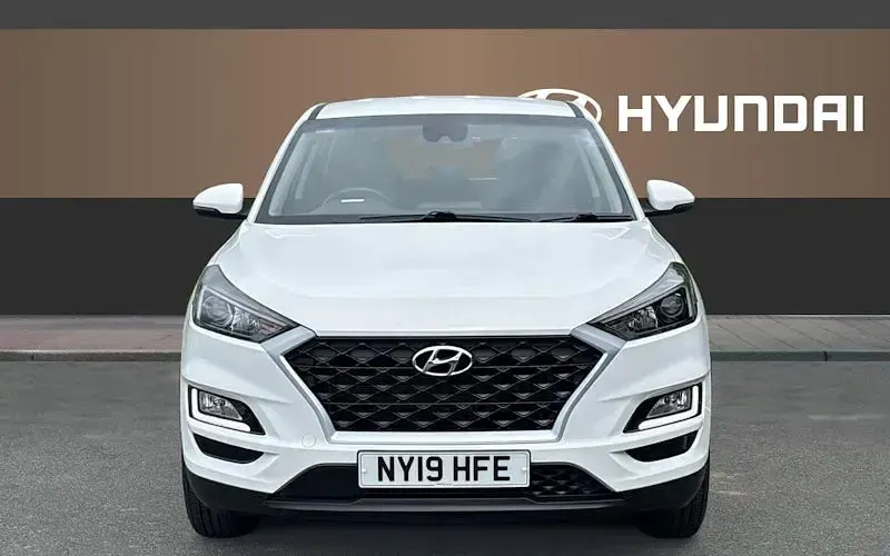 Used Hyundai Tucson 132 HP (97 kW) 2019 White SUV