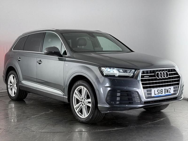 Grey Used 2018 Audi Q7 S-Line SUV | £27,400 (Fair price) - Image 1/3