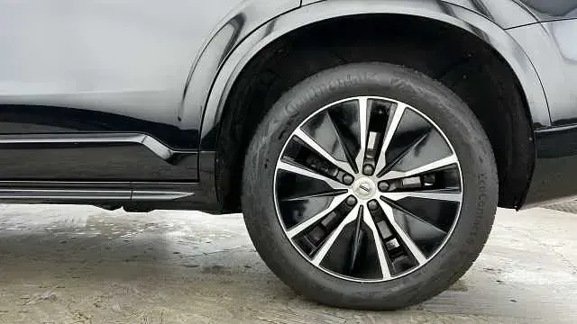 Used Volvo XC90 Momentum 247 HP (181 kW) 2022 SUV