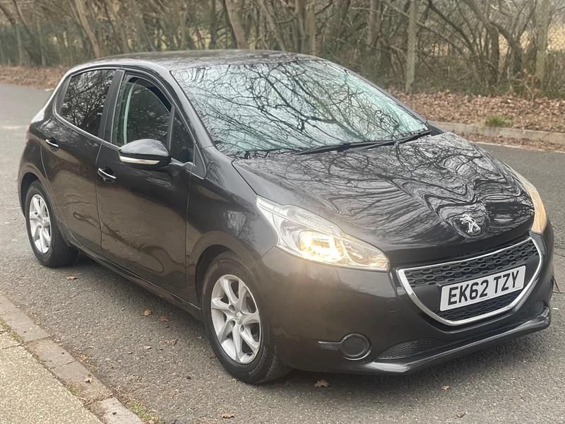 Black Used 2012 Peugeot 208 Access Hatchback | £1,850 (Fair price) - Image 1/4