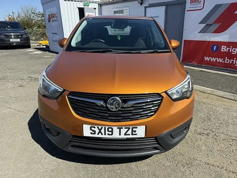 Used Vauxhall Crossland X 83 HP (61 kW) 2019 Orange SUV