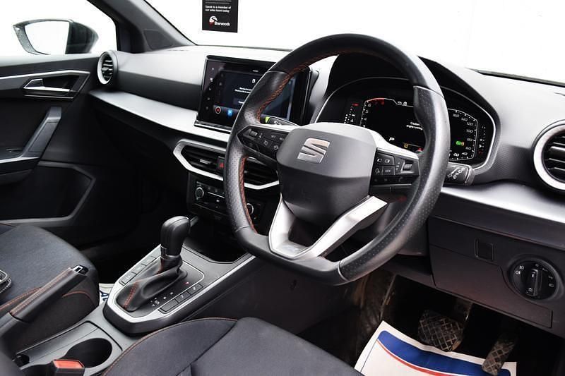 Used Seat Arona Black Edition 115 HP (84 kW) 2025 Grey SUV