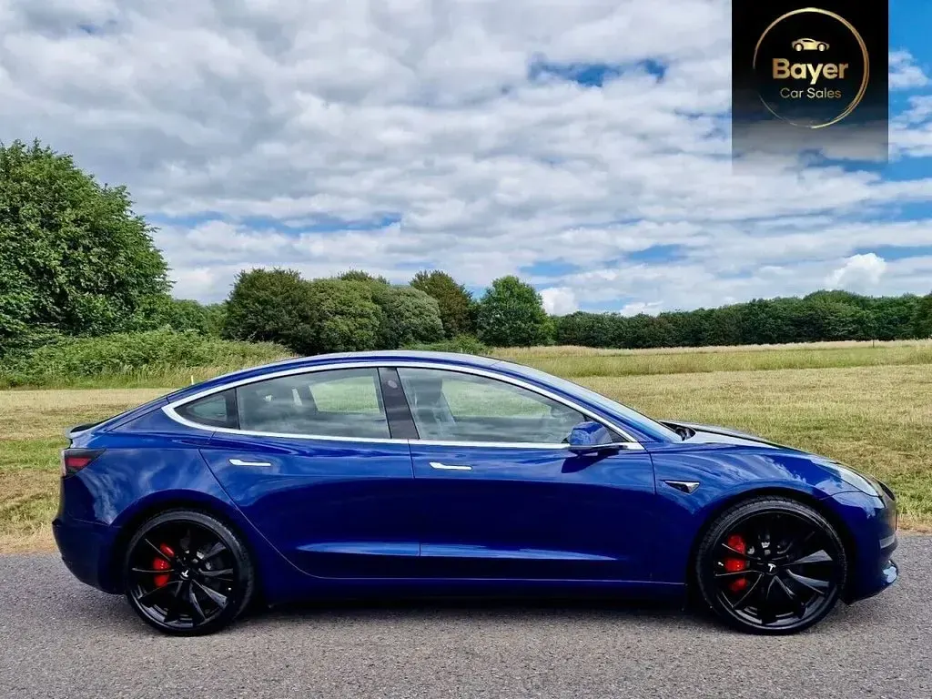 Used Tesla Model 3 Performance 82 kW (112 HP) 2019 Blue Sedan