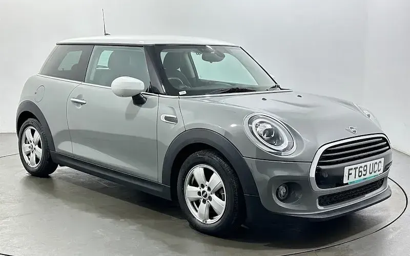 Used Mini Cooper Classic 136 HP (100 kW) 2020 Hatchback