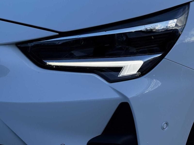 Used Vauxhall Corsa Ultimate 99 HP (72 kW) 2023 White Hatchback