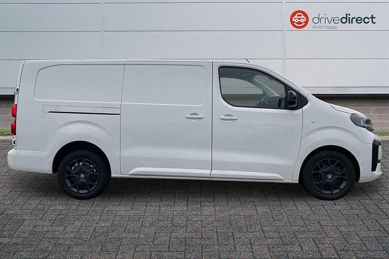 New Vauxhall Vivaro S 120 HP (88 kW) 2025 White MPV