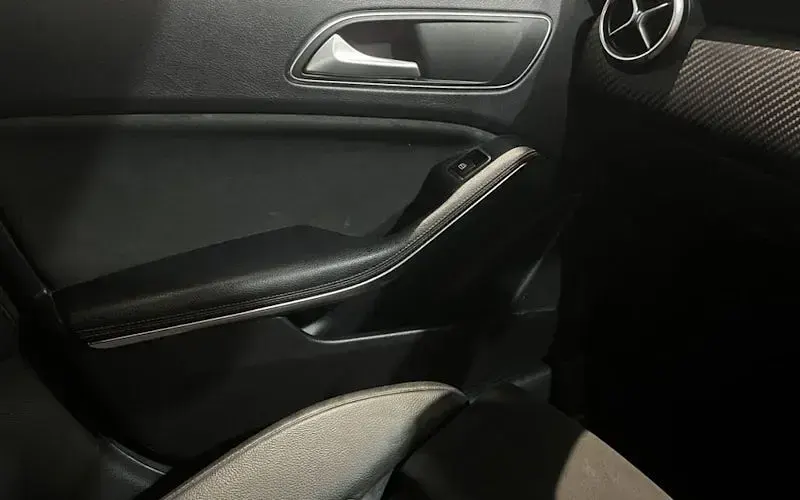 Used Mercedes A200 AMG line 136 HP (100 kW) 2017 Black Hatchback