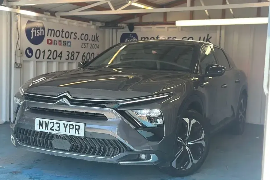 Used Citroën C5 X Shine 224 HP (164 kW) 2023 Estate