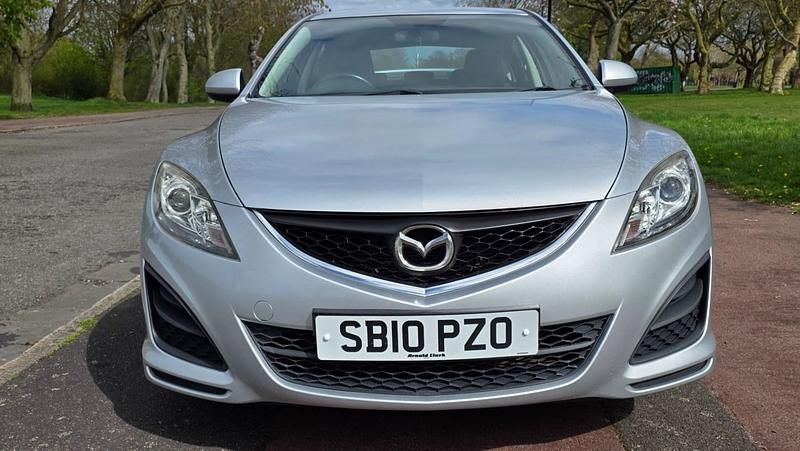 Begagnad Mazda 6 2010 Silver Halvkombi