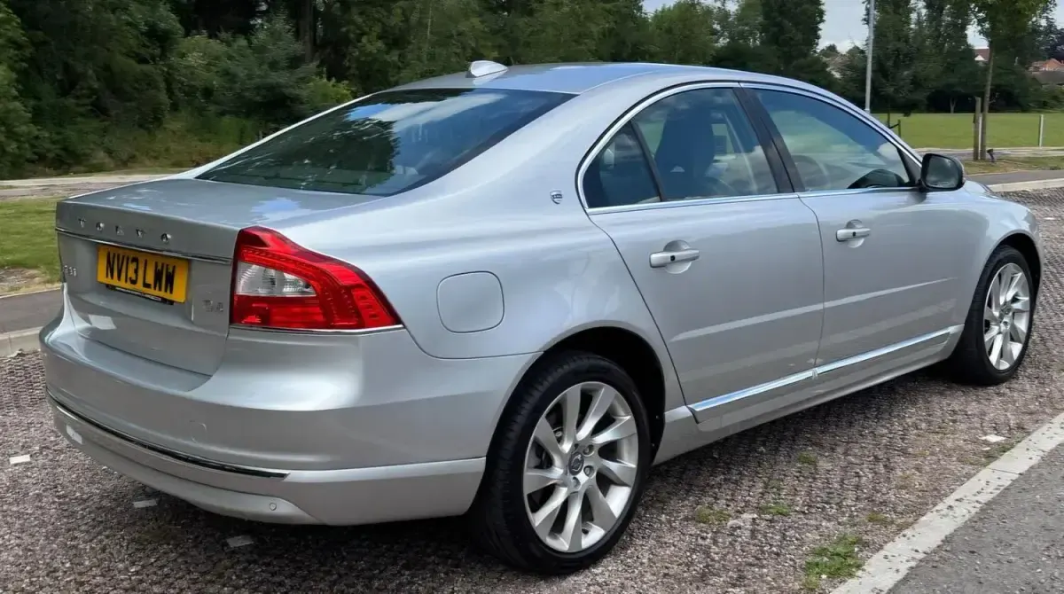 Used Volvo S80 Executive 163 HP (119 kW) 2013 Silver Sedan