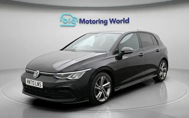 Used VW Golf VIII R-line 150 HP (110 kW) 2024 Hatchback