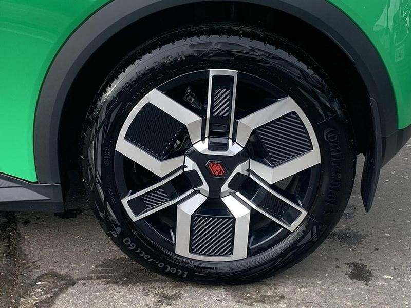 Usado Renault R5 Urban 88 kW (120 HP) 2025 Verde Citadino