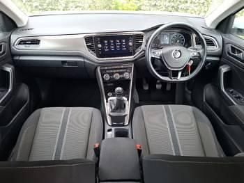 Używany VW T-Roc SE 115 KM (84 kW) 2018 Biały SUV
