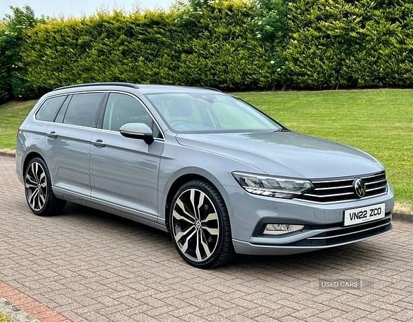 Grey Used 2022 VW Passat SE Estate | £17,950 (Fair price) - Image 1/4
