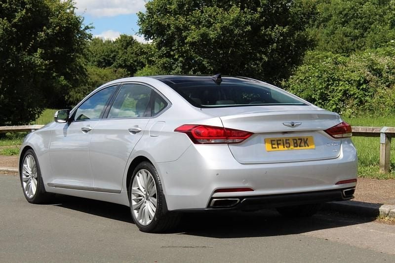 Used Hyundai Genesis 2015 Silver Sedan