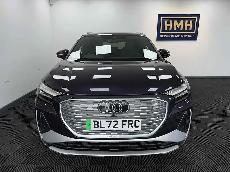 Used Audi Q4 e-tron S-Line 125 kW (170 HP) 2022 Mauve/purple SUV