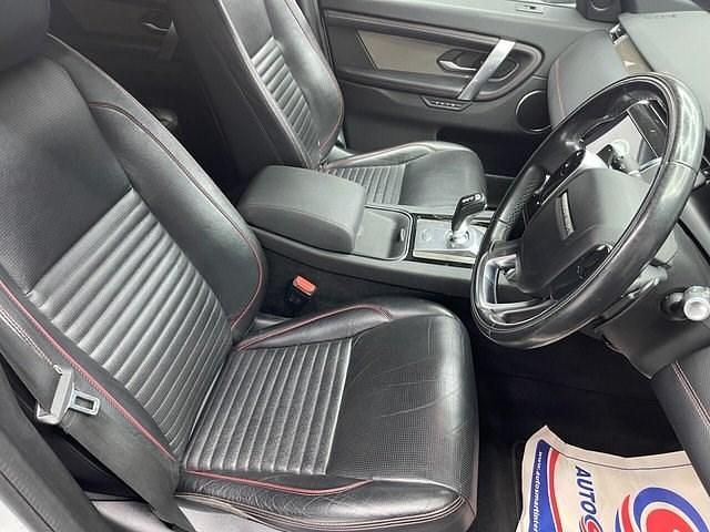 Used Land Rover Discovery Sport SE Dynamic 180 HP (132 kW) 2019 White SUV