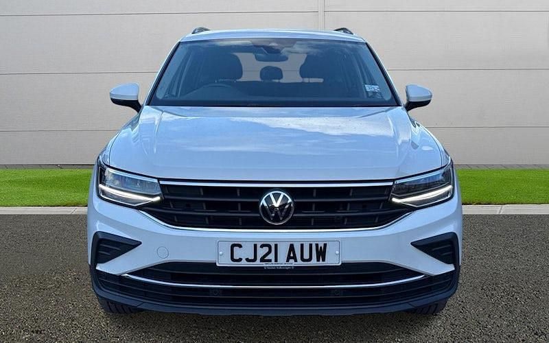 Usado VW Tiguan Life 150 HP (110 kW) 2023 SUV