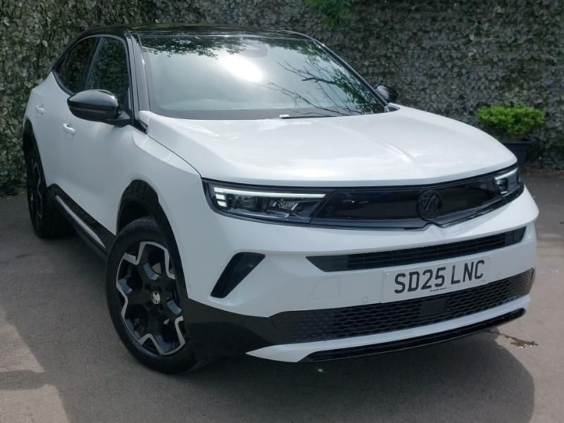 White New 2025 Vauxhall Mokka Ultimate SUV | £24,698 (Expensive) - Image 1/4