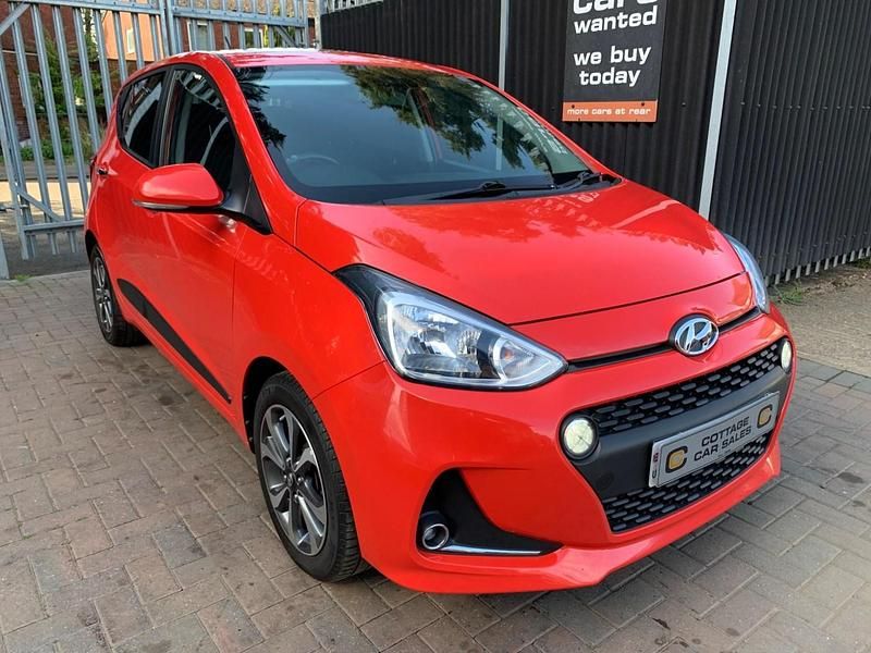 Red Used 2019 Hyundai i10 Premium SE Hatchback | £7,295 (Fair price) - Image 1/4