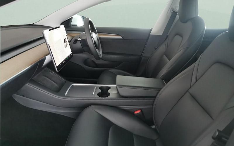 Used Tesla Model 3 Standard Range 208 kW (283 HP) 2021 White Sedan