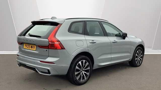 New Volvo XC60 Plus 247 HP (181 kW) 2025 Grey SUV