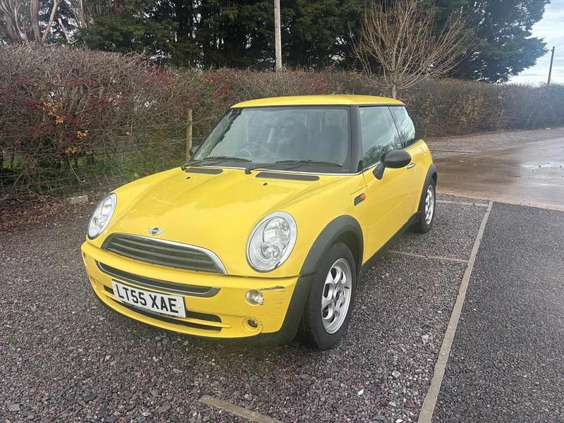 Yellow Used 2005 Mini ONE Hatch Hatchback | £1,995 (Good price) - Image 1/4