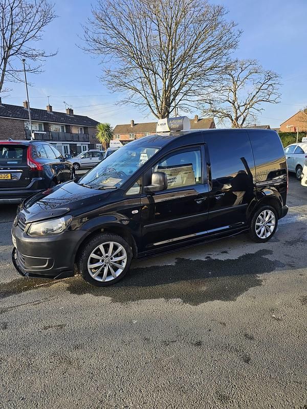 Used VW Caddy 75 HP (55 kW) 2012 Black MPV