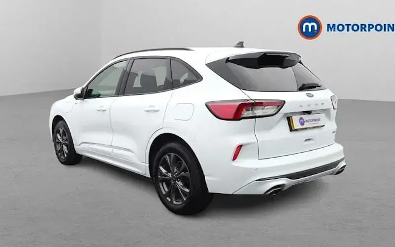 Begagnad Ford Kuga ST-Line 224 HK (164 kW) 2023 SUV