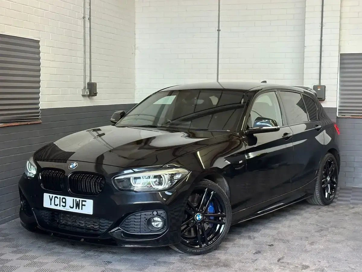 Used BMW 118 Efficient Dynamics 2019 Black Hatchback