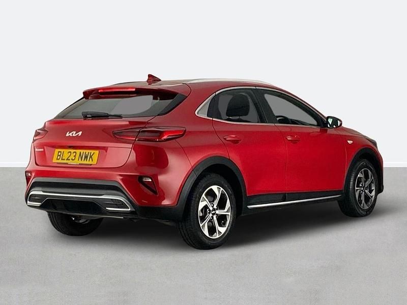 Usado Kia XCeed 2023 Vermelho SUV