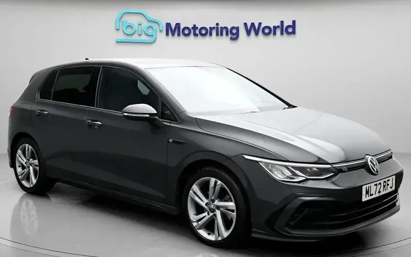 Used VW Golf VIII R-line 150 HP (110 kW) 2022 Hatchback