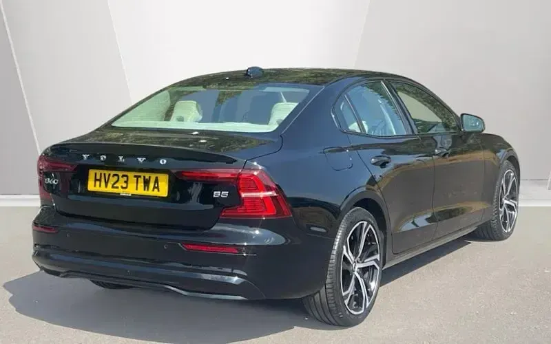 Used Volvo S60 Plus 250 HP (183 kW) 2022 Sedan