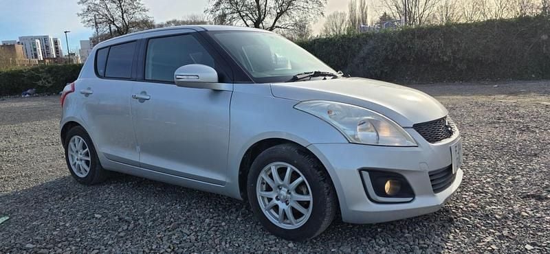 Used Suzuki Swift 94 HP (69 kW) 2015 Silver Hatchback