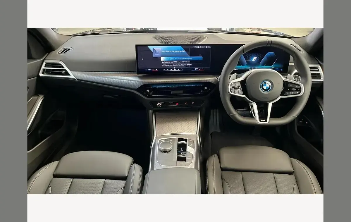 Used BMW 330 M Sport 288 HP (211 kW) 2026 Black Estate