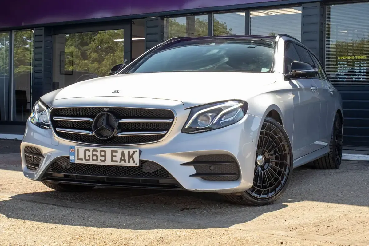 Used Mercedes E220 AMG line 194 HP (142 kW) 2019 Silver Estate